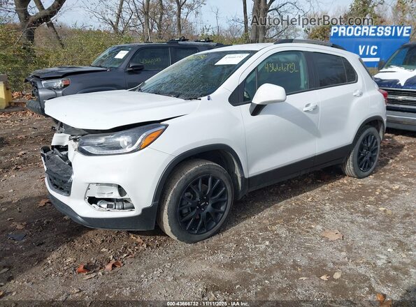 KL7CJPSM2NB534998 2022 CHEVROLET TRAX White Przód lewy