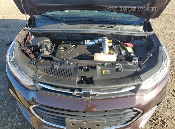 KL7CJPSM3NB518874 2022 CHEVROLET TRAX Бордовый Вид задней части салона