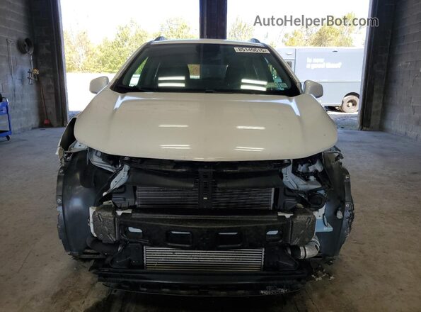 KL7CJPSM3NB562180 2022 CHEVROLET TRAX Белый Вид спереди