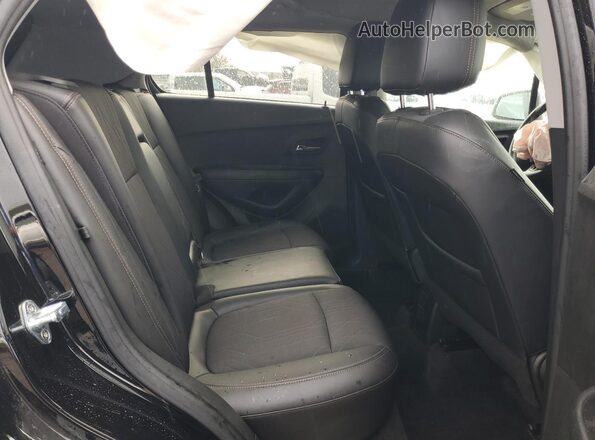 KL7CJPSM5NB525468 2022 CHEVROLET TRAX Black უკანა სავარძლების ხედი