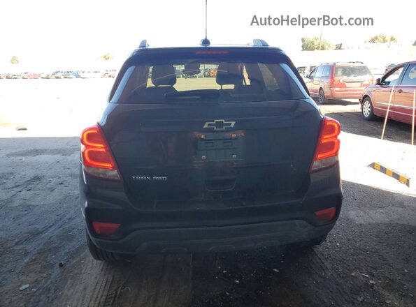 KL7CJPSM5NB561869 2022 CHEVROLET TRAX Черный Вид сзади
