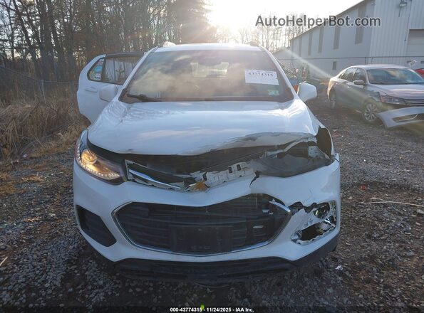 KL7CJPSM6NB524121 2022 CHEVROLET TRAX Белый Вид щитка приборов