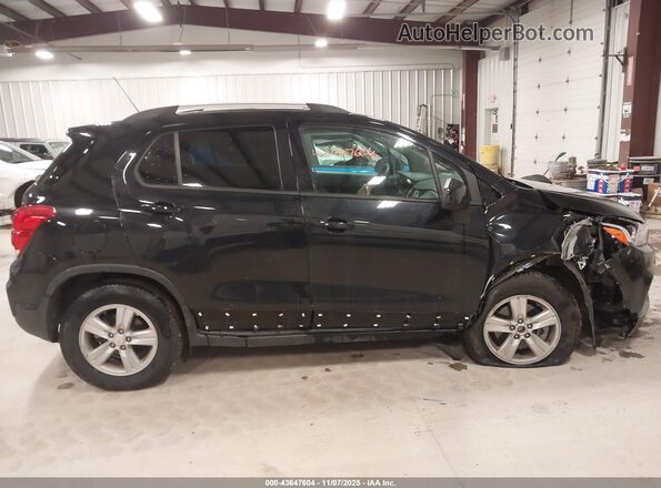 KL7CJPSM7NB518716 2022 CHEVROLET TRAX Black Vista interior trasera