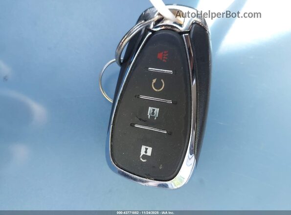 KL7CJPSM7NB523687 2022 CHEVROLET TRAX Серебряный Вид панели приборов
