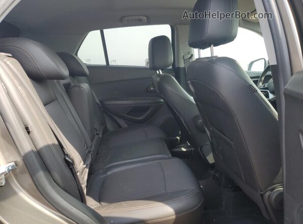KL7CJPSM9NB561714 2022 CHEVROLET TRAX Brown Widok tylnych siedzeń