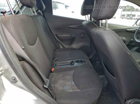 KL8CB6SA0HC734883 2017 CHEVROLET SPARK Silver Rear interior view