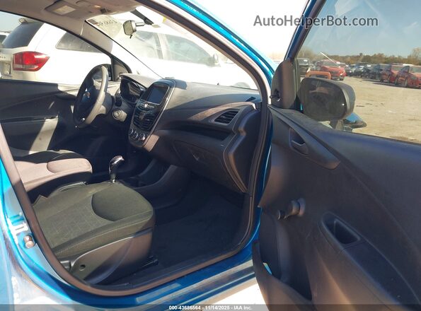 KL8CB6SA2MC740193 2021 CHEVROLET SPARK Blue Вид салону спереду