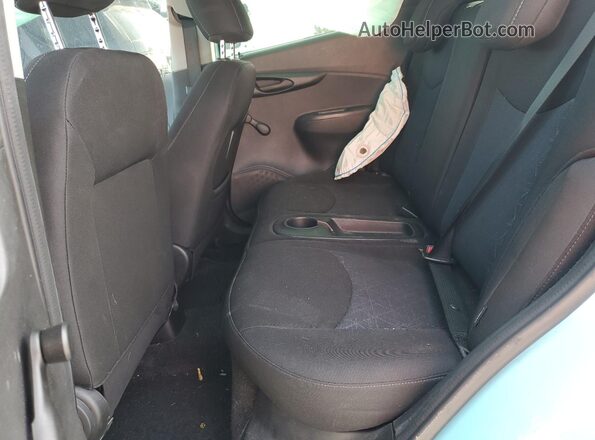 KL8CB6SA7NC020843 2022 CHEVROLET SPARK Blue უკანა სალონის ხედი