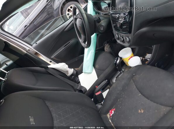 KL8CB6SAXKC821438 2019 CHEVROLET SPARK Gray Widok wnętrza z przodu