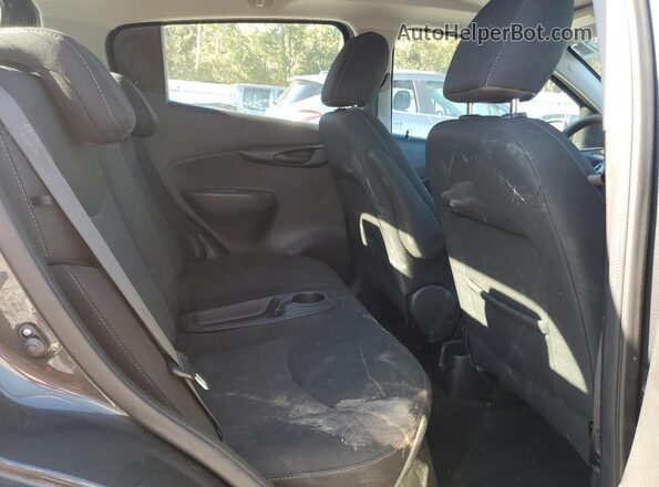 KL8CD6SA1NC013283 2022 CHEVROLET SPARK Gray Vista de los asientos traseros