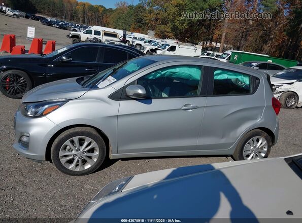 KL8CD6SA2LC474148 2020 CHEVROLET SPARK Silver Vista interior de 360 grados