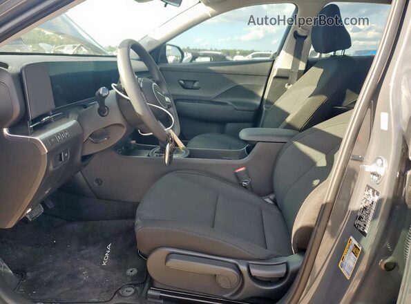 KM8HA3AB1TU359934 2026 HYUNDAI KONA Gray Vista interior delantera