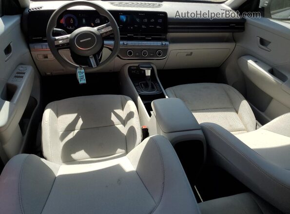 KM8HA3AB6RU146129 2024 HYUNDAI KONA Gray Widok deski rozdzielczej