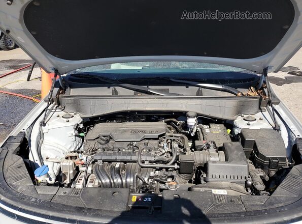 KM8HA3AB6RU146129 2024 HYUNDAI KONA Gray Widok komory silnika