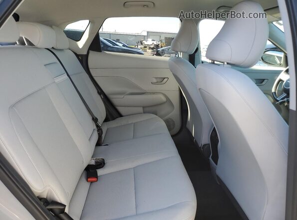 KM8HB3AB2RU135206 2024 HYUNDAI KONA Gray Widok tylnych siedzeń