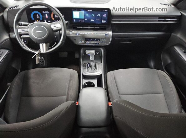 KM8HBCAB3SU287954 2025 HYUNDAI KONA White Widok deski rozdzielczej