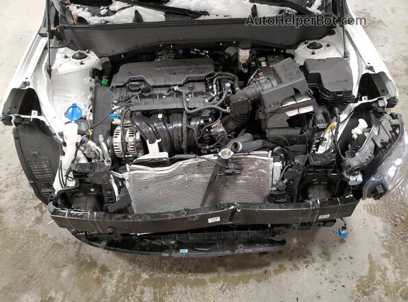 KM8HBCABXSU306547 2025 HYUNDAI KONA White 