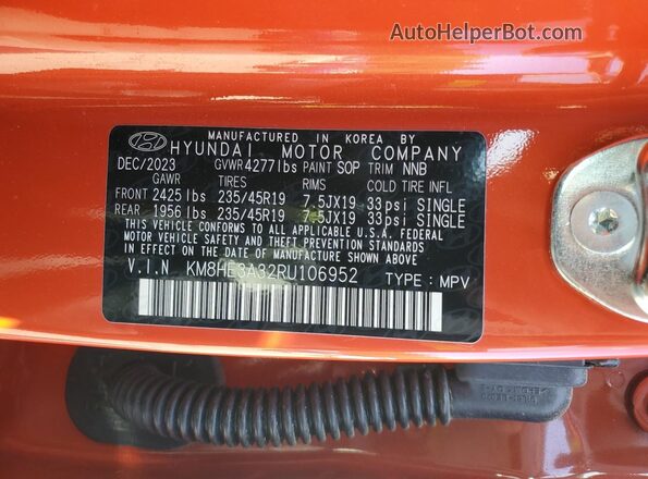 KM8HE3A32RU106952 2024 HYUNDAI KONA Orange Widok komory silnika