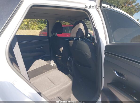KM8JFCA12NU045562 2022 HYUNDAI TUCSON HYBRID White Вид наклейки з VIN-кодом