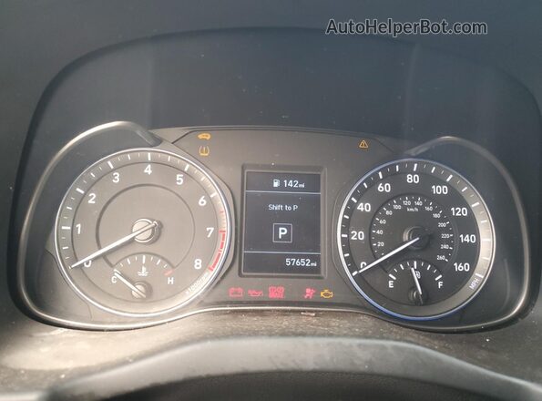 KM8K2CAA7LU528526 2020 HYUNDAI KONA White Вид щитка приладів