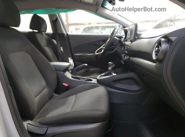 KM8K2CAB5NU920111 2022 HYUNDAI KONA Серый Вид салона спереди