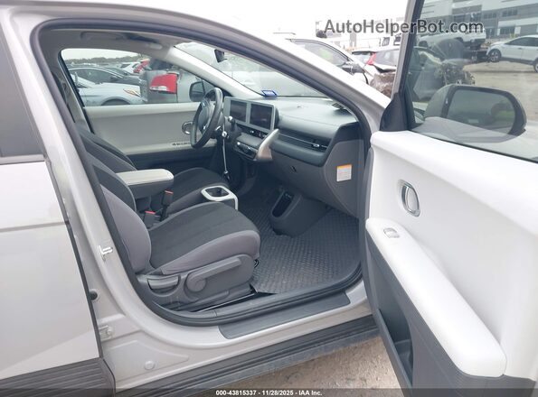 KM8KM4AE4NU065797 2022 HYUNDAI IONIQ 5 Gray Widok wnętrza z przodu