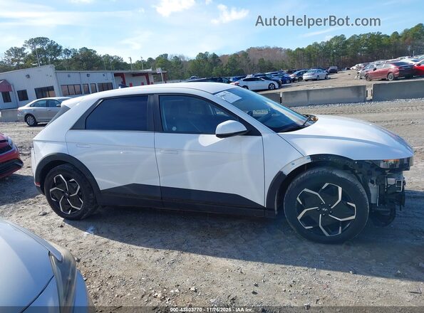 KM8KNDAF8PU216584 2023 HYUNDAI IONIQ 5 White უკანა სალონის ხედი