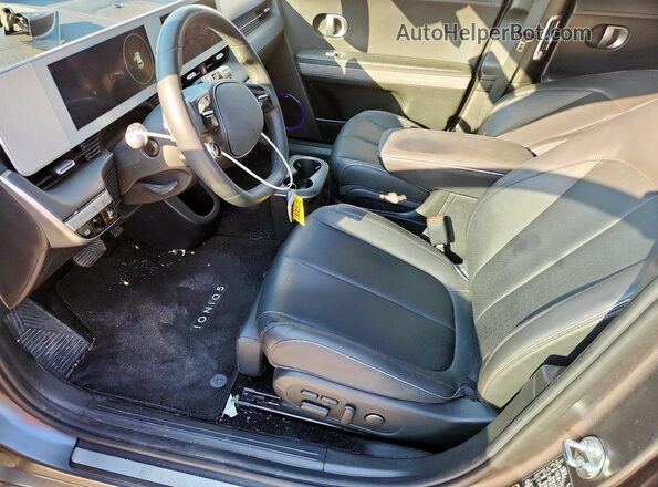 KM8KRDAF4PU182986 2023 HYUNDAI IONIQ Gray წინა სალონის ხედი