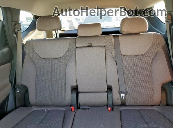 KM8S2DA18NU026357 2022 HYUNDAI SANTA White Vista de los asientos traseros