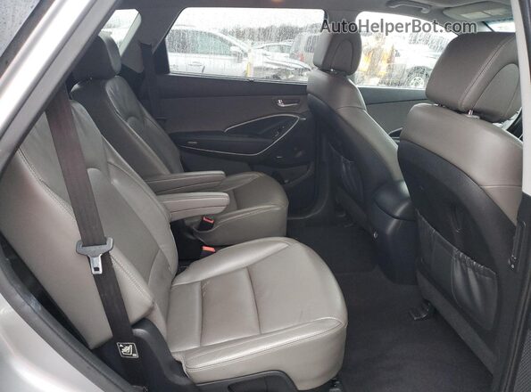 KM8SRDHF7GU157702 2016 HYUNDAI SANTA Silver Widok wnętrza z tyłu