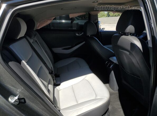 KMHC05LC0MU254740 2021 HYUNDAI IONIQ Gray Vista interior trasera