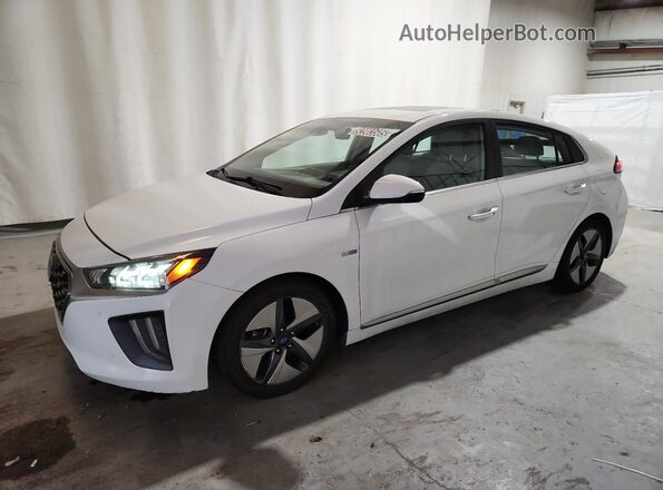 KMHC05LC2LU206820 2020 HYUNDAI IONIQ White 