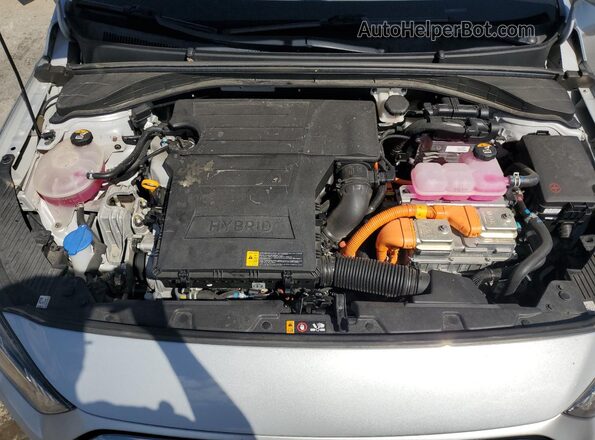 KMHC05LC2LU241597 2020 HYUNDAI IONIQ Silver Вид задньої частини салону