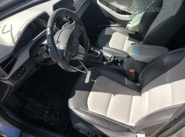 KMHC05LC2LU241597 2020 HYUNDAI IONIQ Silver Вид салону спереду