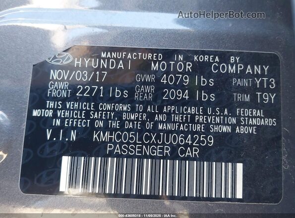 KMHC05LCXJU064259 2018 HYUNDAI IONIQ HYBRID Silver Widok komory silnika