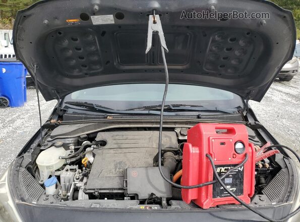 KMHC65LC0JU065094 2018 HYUNDAI IONIQ Black Widok wnętrza z tyłu