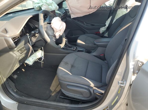 KMHC65LC0LU210833 2020 HYUNDAI IONIQ Silver Вид салону спереду