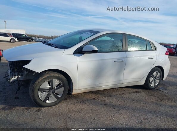 KMHC65LC1MU250307 2021 HYUNDAI IONIQ HYBRID White 