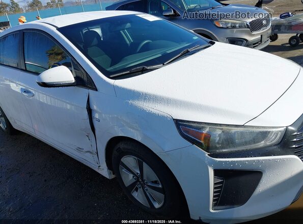 KMHC65LC2HU050123 2017 HYUNDAI IONIQ HYBRID White წინა ხედი