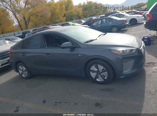 KMHC65LC3HU043522 2017 HYUNDAI IONIQ HYBRID Серый Вид задней части салона