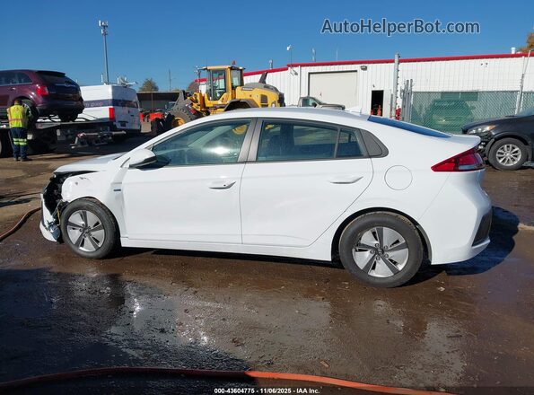 KMHC65LC9LU210281 2020 HYUNDAI IONIQ HYBRID White 360 interior view