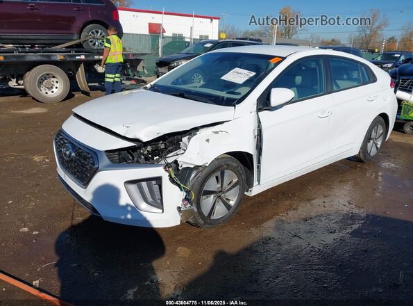 KMHC65LC9LU210281 2020 HYUNDAI IONIQ HYBRID White Front left