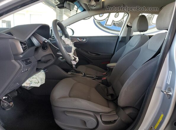KMHC65LCXLU228000 2020 HYUNDAI IONIQ Silver Սալոնի դիմացի տեսք