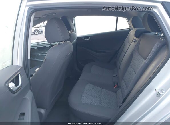 KMHC75LC6JU066358 2018 HYUNDAI IONIQ HYBRID Silver Widok naklejki z numerem VIN