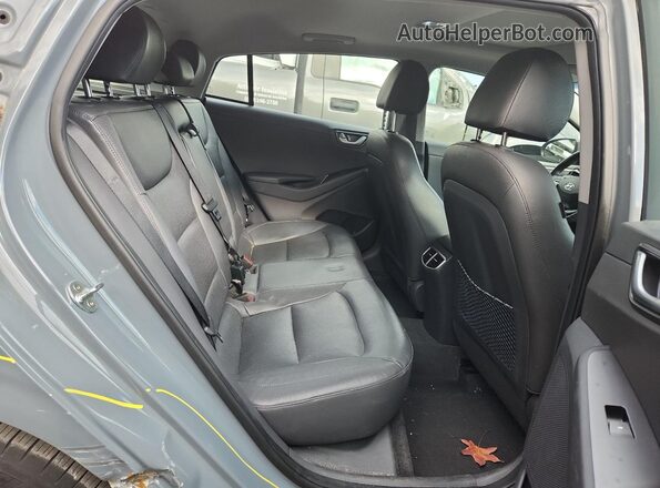 KMHC85LJ0LU071618 2020 HYUNDAI IONIQ Gray Widok tylnych siedzeń