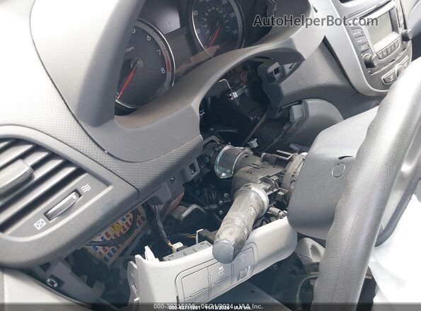 KMHCT4AE5HU199035 2017 HYUNDAI ACCENT White უკანა სავარძლების ხედი