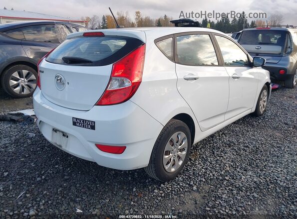 KMHCT5AE9GU260097 2016 HYUNDAI ACCENT White Tył prawy