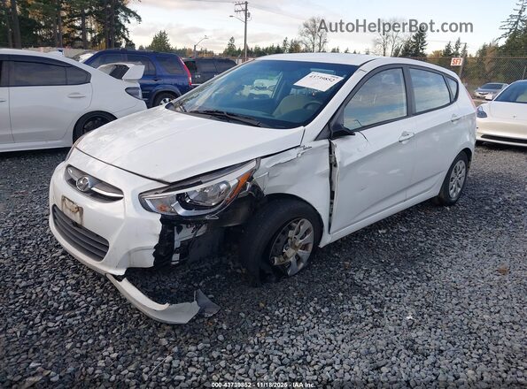 KMHCT5AE9GU260097 2016 HYUNDAI ACCENT White Przód lewy
