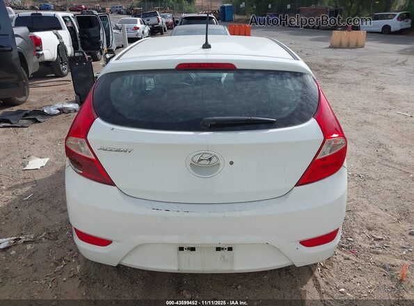 KMHCT5AEXGU246032 2016 HYUNDAI ACCENT Белый 