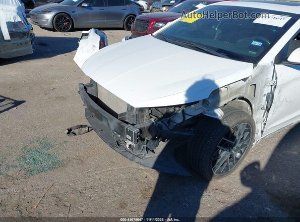 KMHD04LB0LU989402 2020 HYUNDAI ELANTRA White Вид спереду